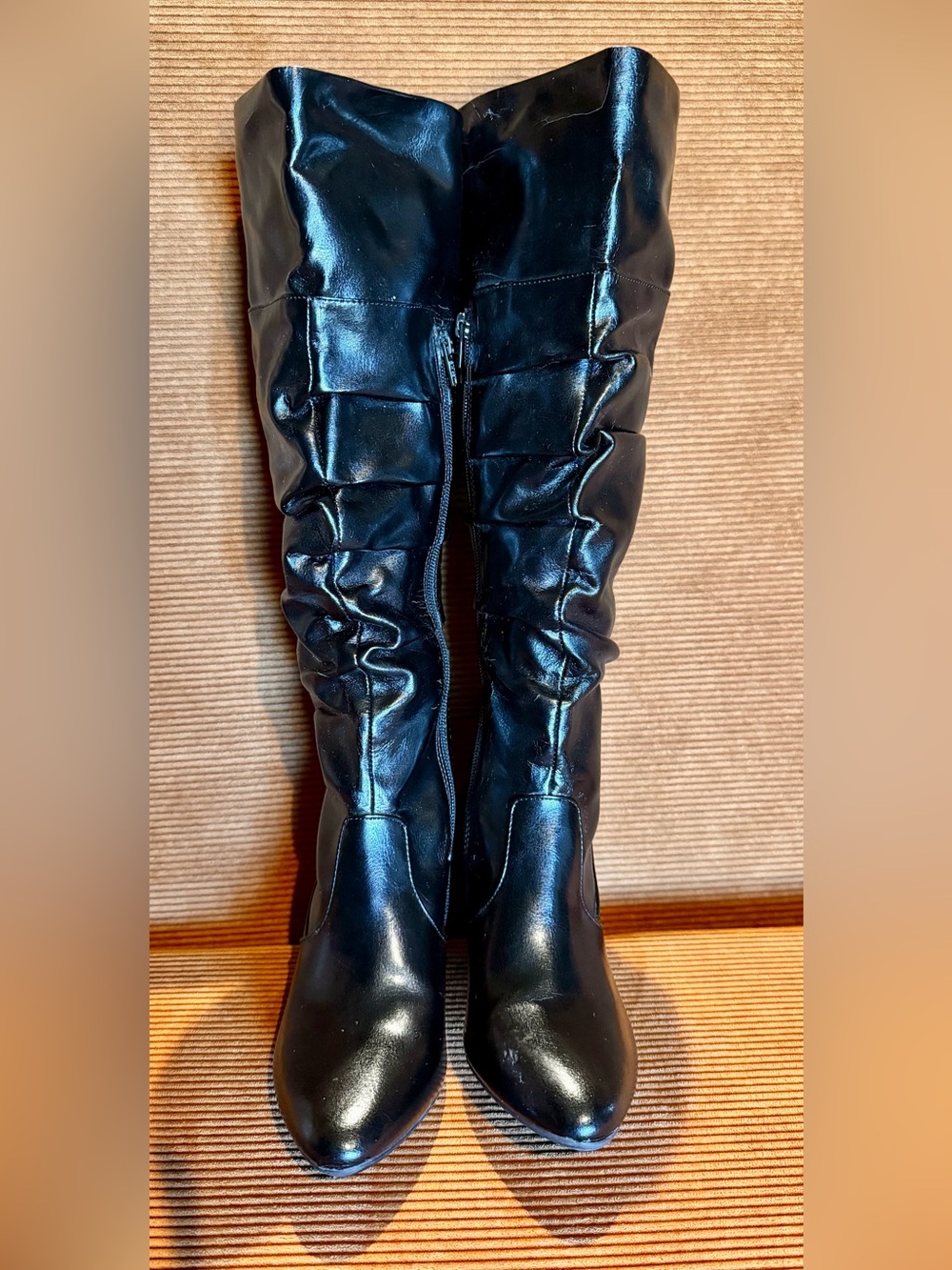 Fioni Women's Black Slouch Knee-high Boots